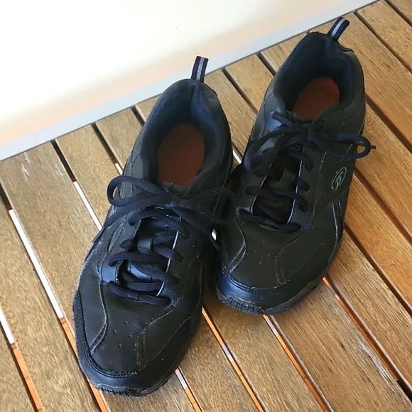 Dr. Scholl's Shoes sneakers slip resistant GUC. - Picture 3 of 4